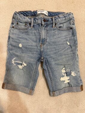 abercrombie kids light wash Distressed Roll-Up Denim Shorts